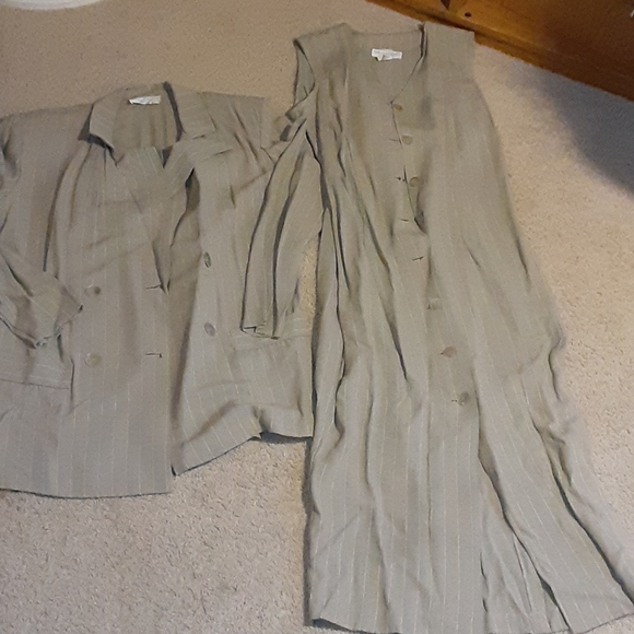 Lew Magron Dresses & Skirts - A Lew Magron dress with a matching jacket